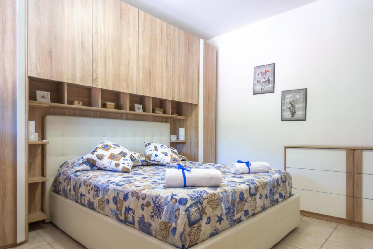 Elbaloves Appartaments Villa Каполивери Екстериор снимка
