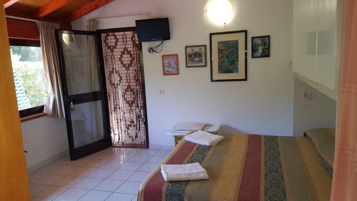 Elbaloves Appartaments Villa Каполивери Екстериор снимка