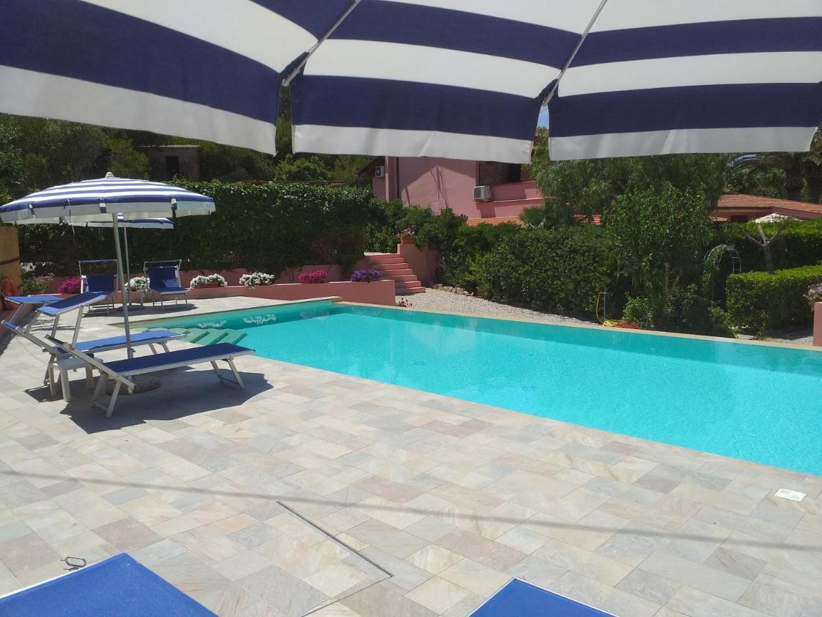 Elbaloves Appartaments Villa Каполивери Екстериор снимка